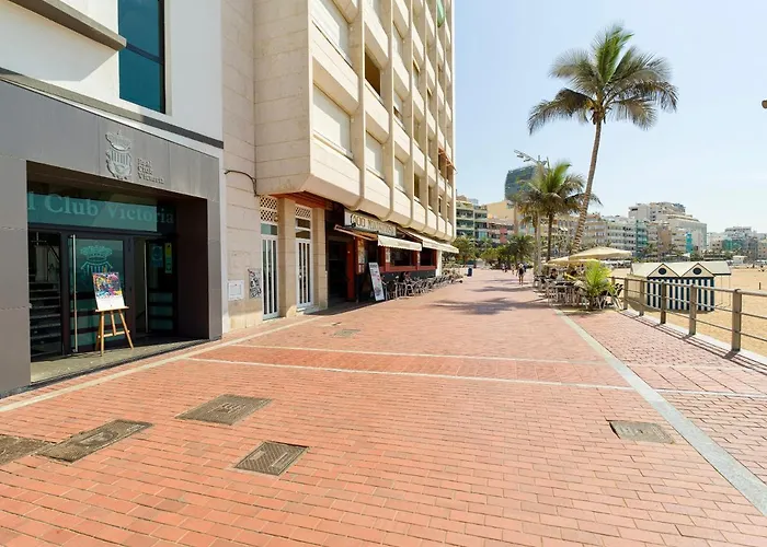 2 Bedrooms & Spectacular Views In Best Part Of Las Canteras